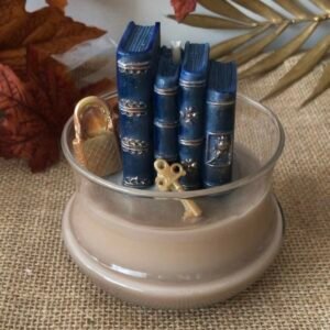 Bougie Livre sous cloche Édition Limitée